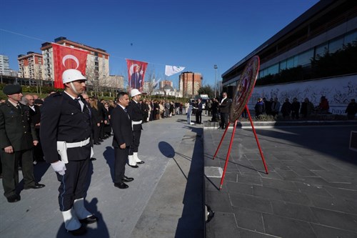 18 Mart Şehitleri Anma Günü ve Çanakkale Zaferi'nin 109. yıldönümü münasebetiyle, Çelenk Sunma Töreni.